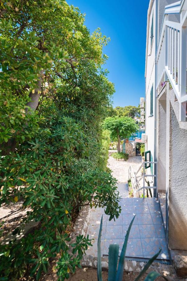 Sunny Days "Sara" - Zf Hvar Hvar Town Exterior photo